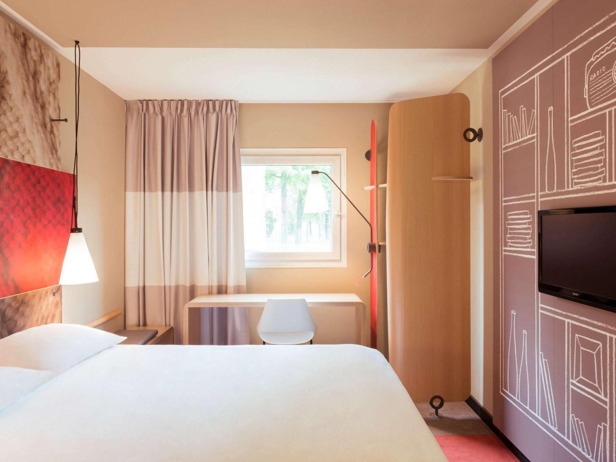Ibis Caen Porte De Bretagne Bretteville-sur-Odon 외부 사진