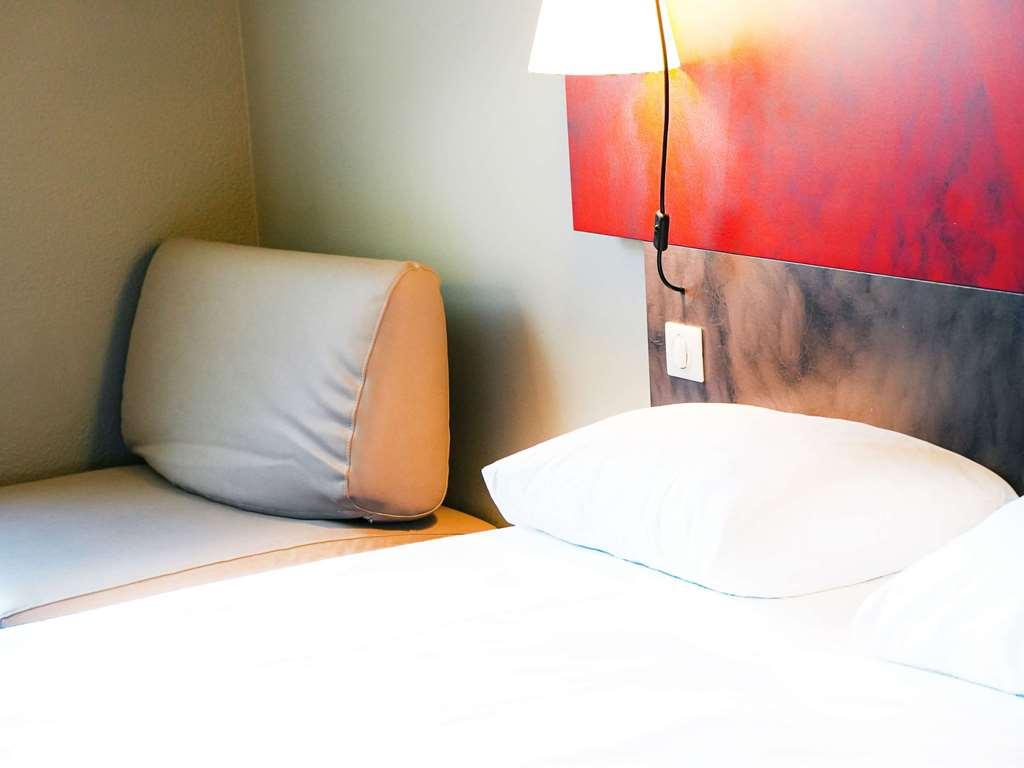 Ibis Caen Porte De Bretagne Bretteville-sur-Odon 객실 사진